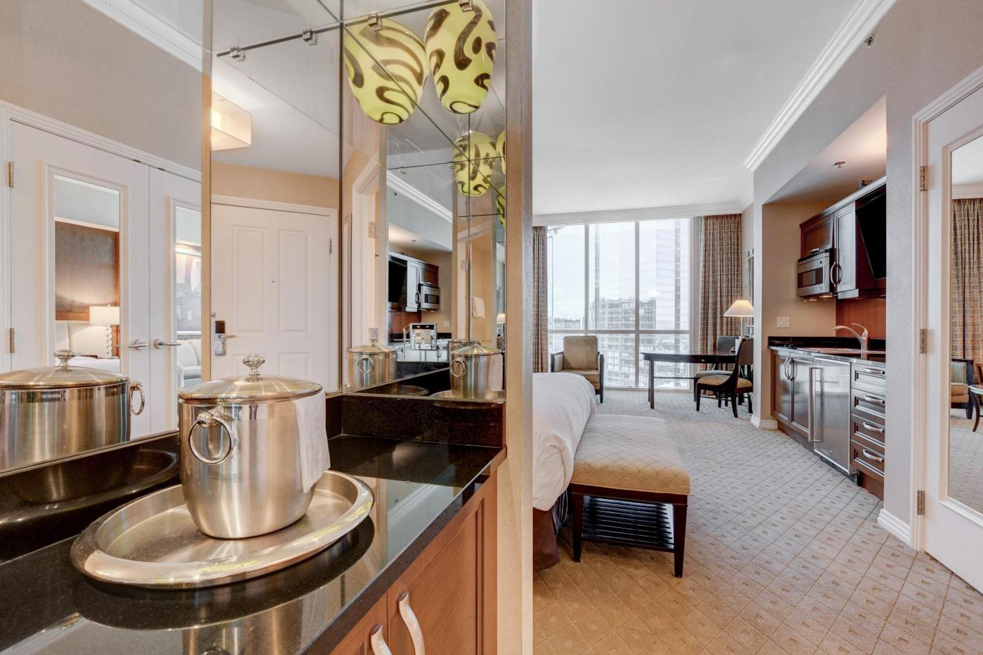 Classic Suite Mgm Signature 25Th Flr Pool View Las Vegas Exteriör bild