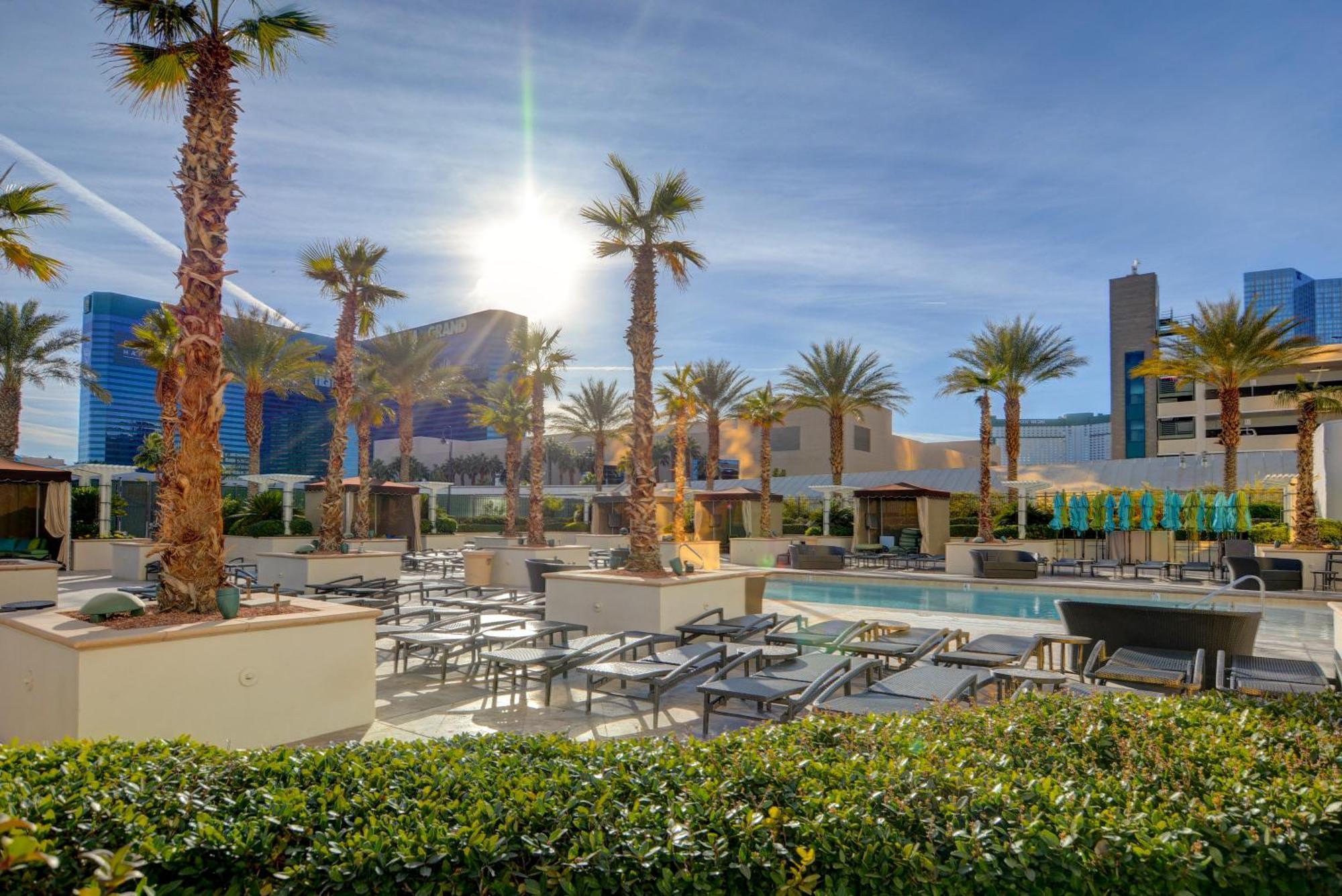 Classic Suite Mgm Signature 25Th Flr Pool View Las Vegas Exteriör bild